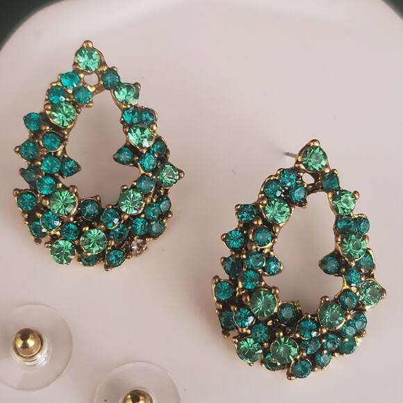 Sparkling Sage‎ Earrings Green Crystals in Gold Setting Tear Drop Pierced NWOT - Picture 4 of 7